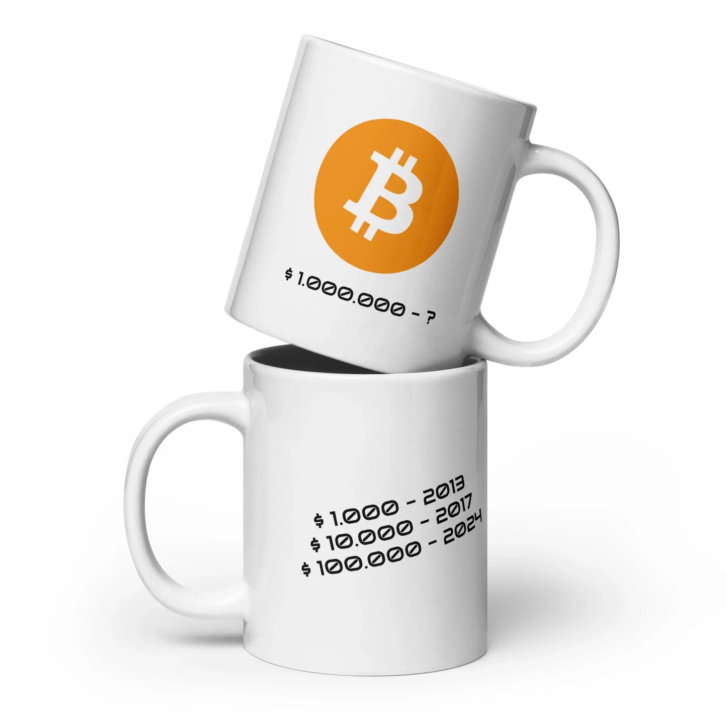 Weiße Keramiktassen mit Bitcoin-Logo und Preisentwicklung 1000 bis 100000 Dollar bemalt